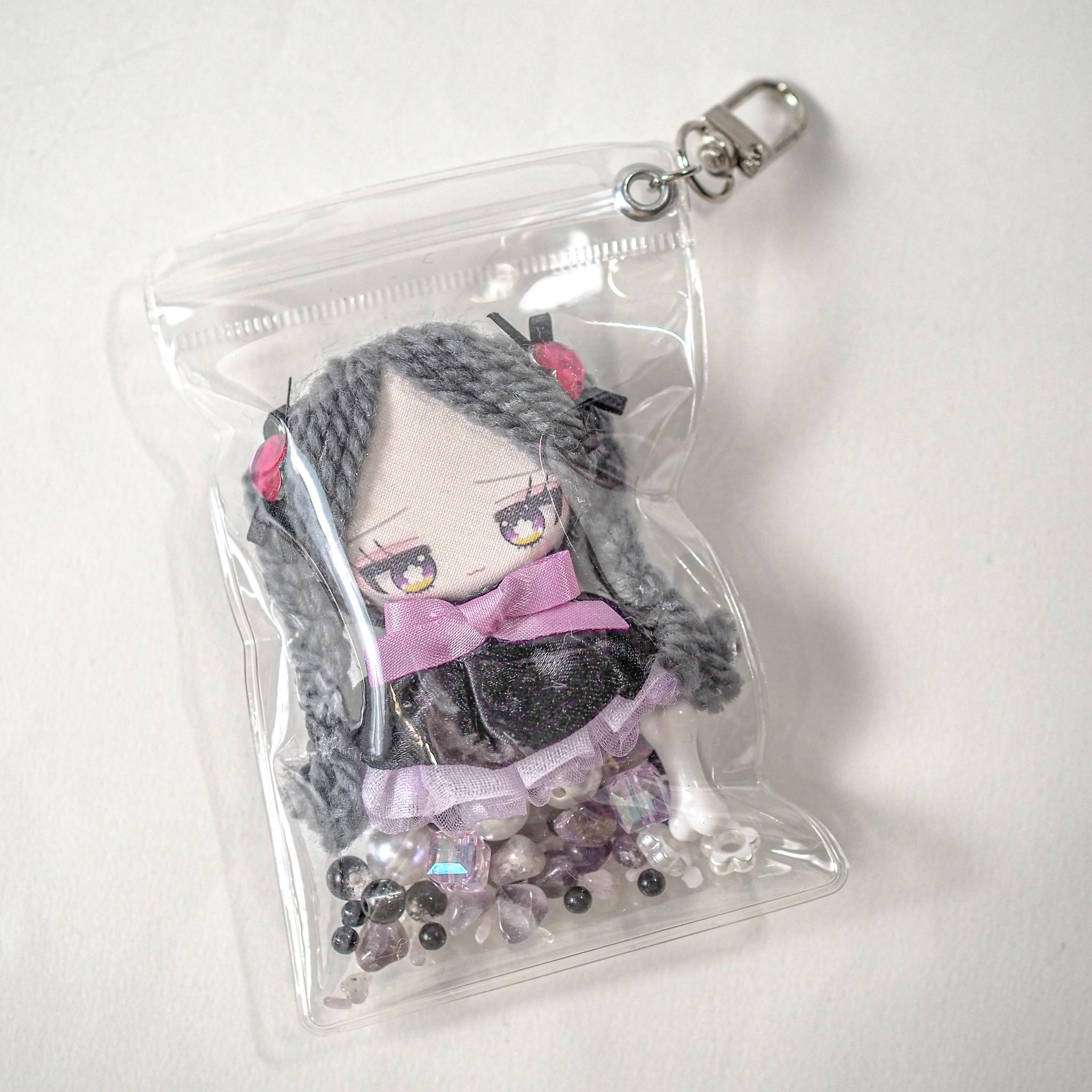 守護運のお守りドール「おもち」｜天然石入り シャカシャカドールキーホルダー | 3枚目